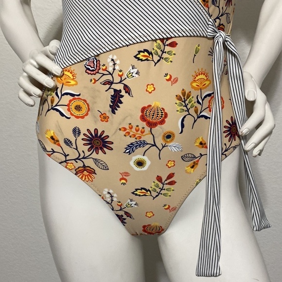 CupShe NEW Boho Floral Striped Wrap Swim One Piece Bathing Suit Size S - Picture 8 of 11